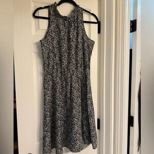 btfbm black and white floral dress size m NWT